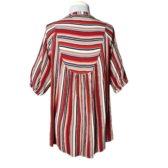 Umgee | Red Multi Stripe Hi-Lo V-Neck Top, Small - Picture 2 of 6
